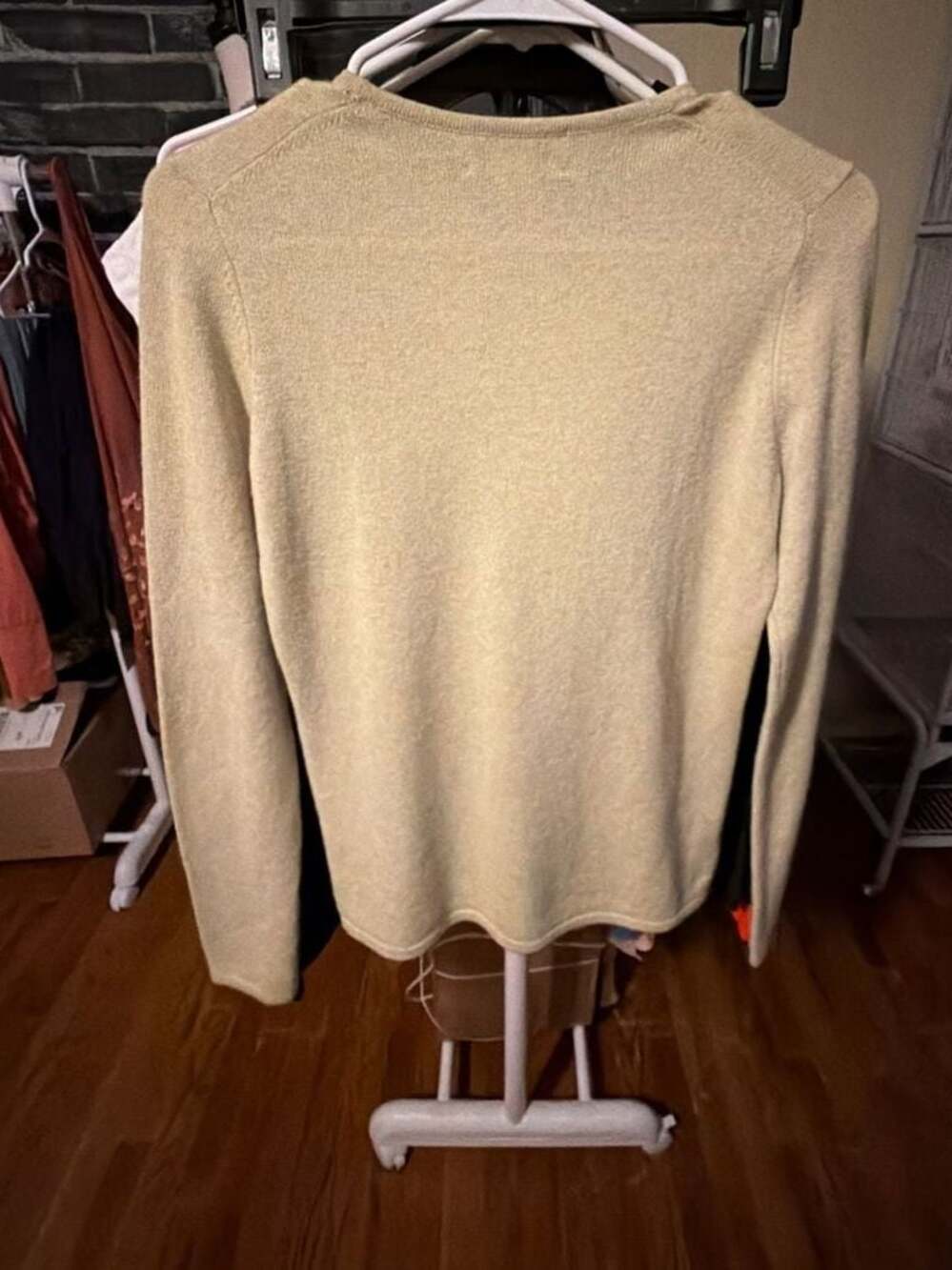 Saks Fifth Avenue Cashmere Collection Women's Crewneck Long Sleeve Sweater - Picture 3 of 3